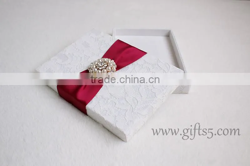 Elegant White Wedding Invitation Card Box With Professional Supplier