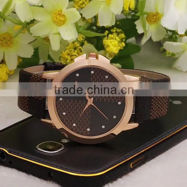 Factory Supply Simple Design Lattice Face Leather Watch