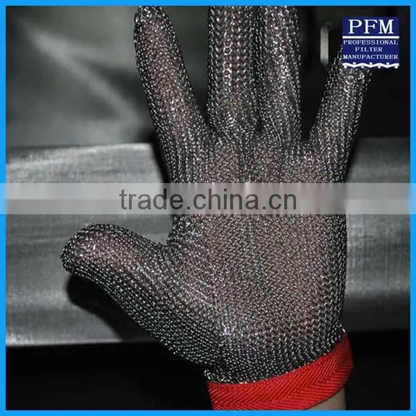 Short-sleeve metal safety gloves