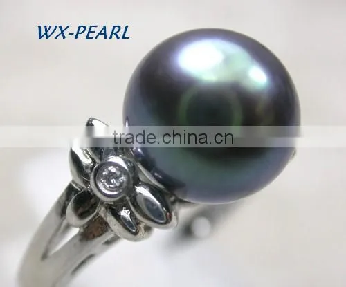Black tihitian pearl ring with diamond and silver ring