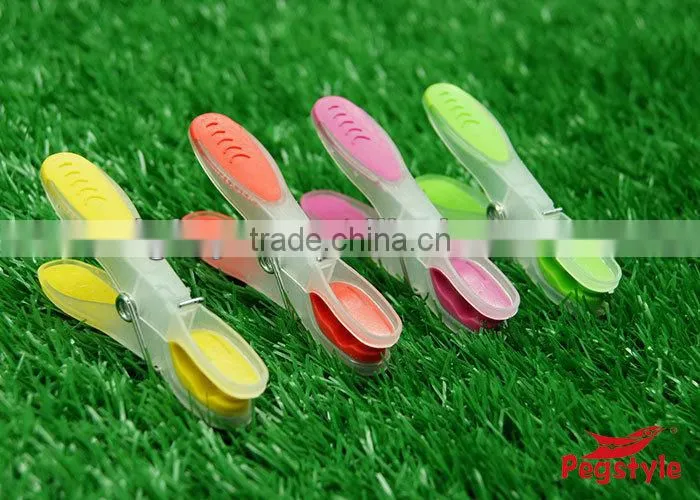 laundry peg plastic clothes pegs