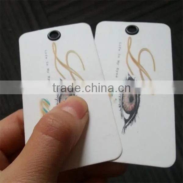 2017 high quality custom white cardboard paper hang tags for garments