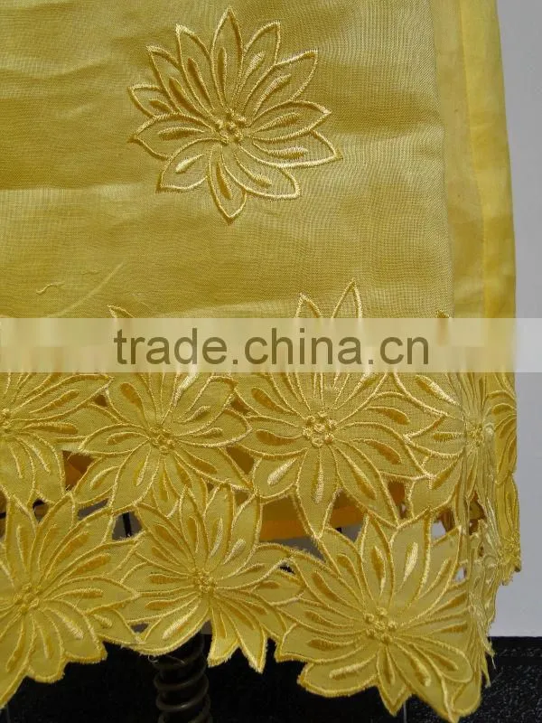 Ladies 2 pcs blouse and skirt embroidery suit
