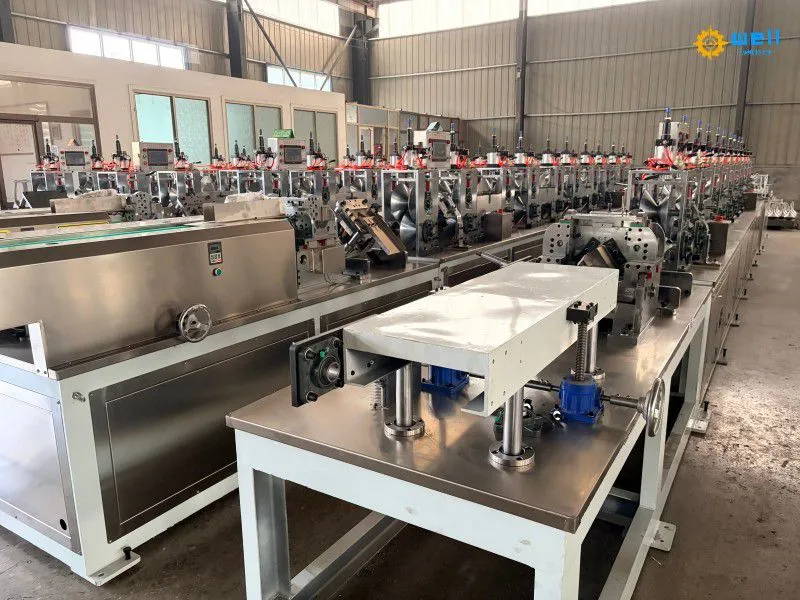 Paper edge protector machine (4)