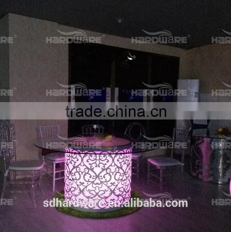 Dubai event design iron base glasss top LED round wedding table