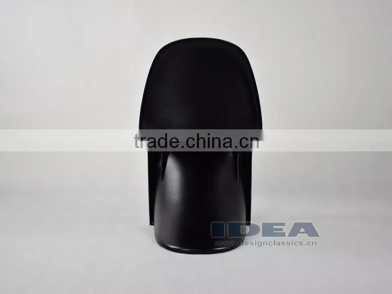 Replica Verner Chair - Black Color