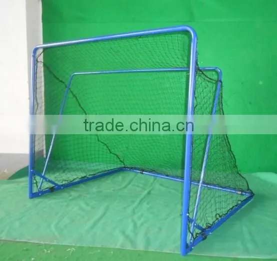 Foldable football goal