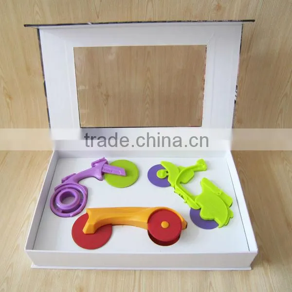 Colorful kitchen Pizza cutter (safe to use and easy to clean)