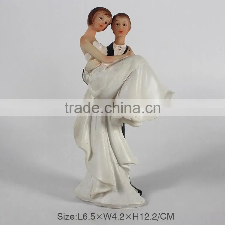 Wedding favors resin wedding occasion bride and groom figurines