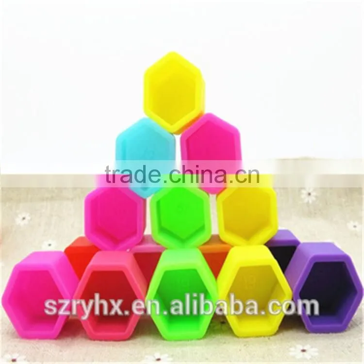 Made in china wheel bolt&nut wheel nut cover silicone car wheel lug nut cover