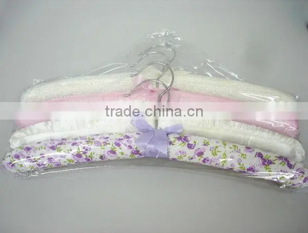 LY-18 Lovely stain hanger