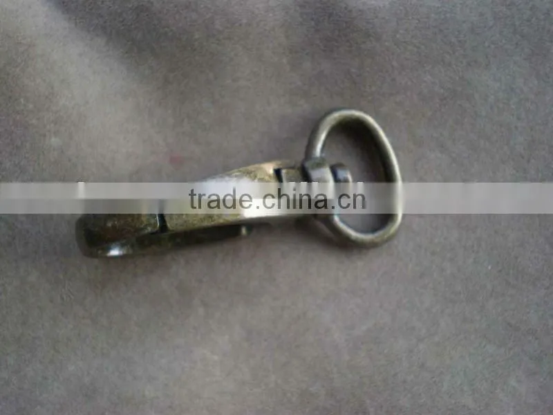 Metal snap hooks for Chains