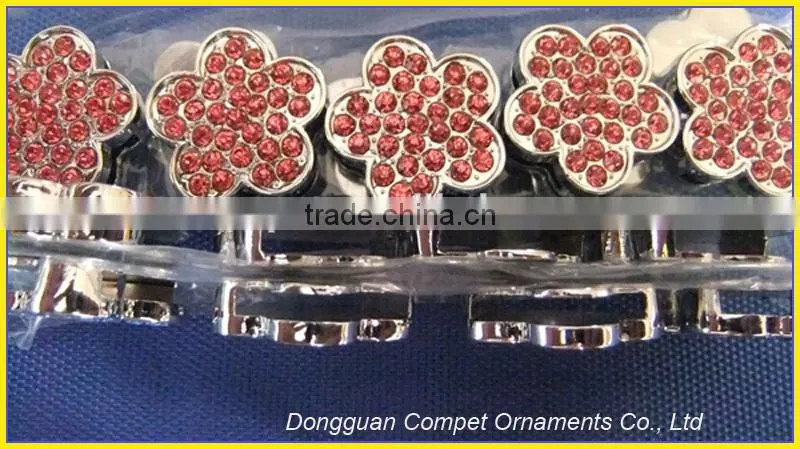 Chrome Diamond Cartoon Jewelry Wholesale 18MM Lovely Slide Rhinestone DIY Plum Flower Charms