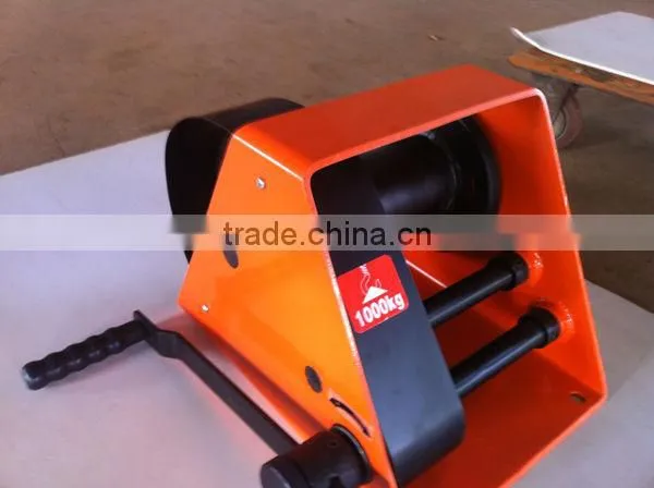 Portable Hand Winch for pulling and lifting