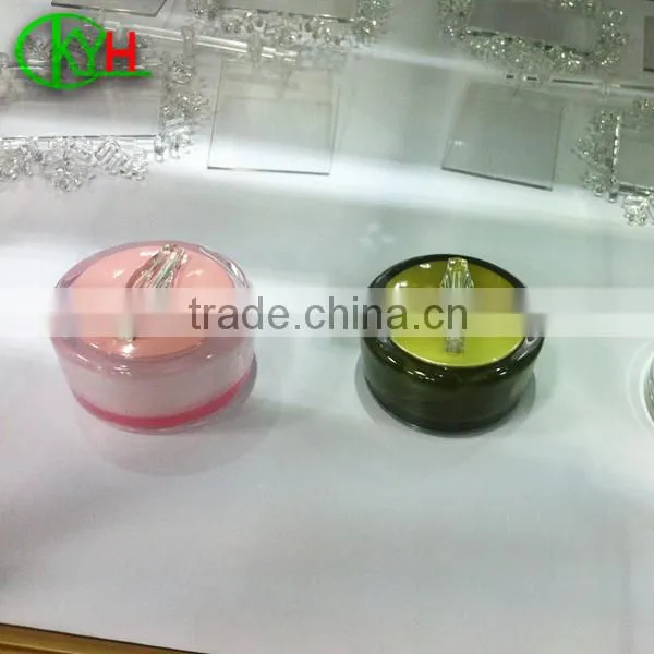 Plastic cosmetic jar