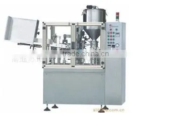 Tube filling sealing machine