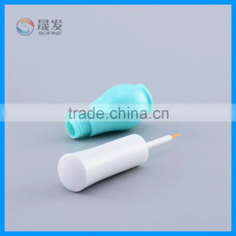 Empty plastic liquid eyeliner container