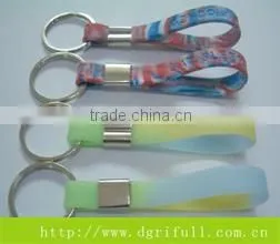 fashion design silicone car keychain