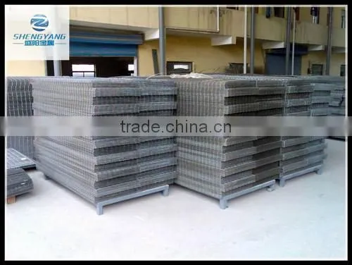 Hot sell Iron welded wire mesh panels for constructions(manufacturer)