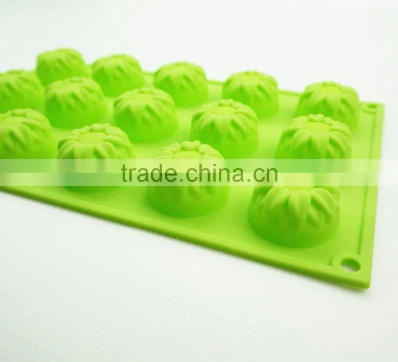 1192 15 pcs roses shaped silicone chocolate mould and mold