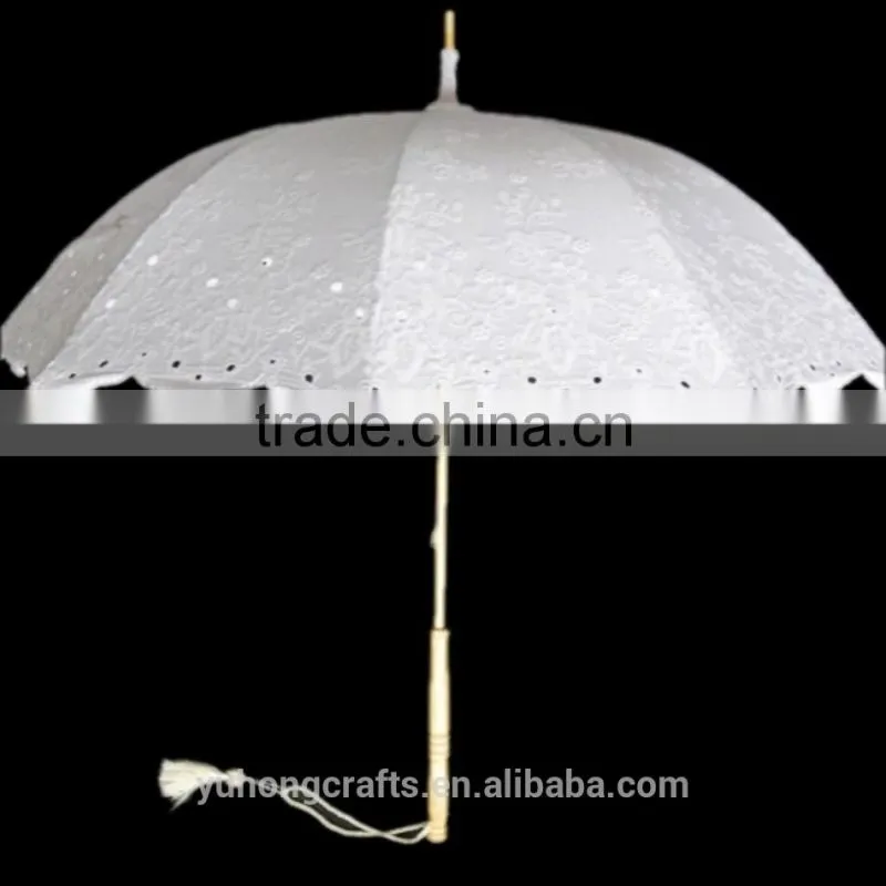 Victorian lace parasol for wedding