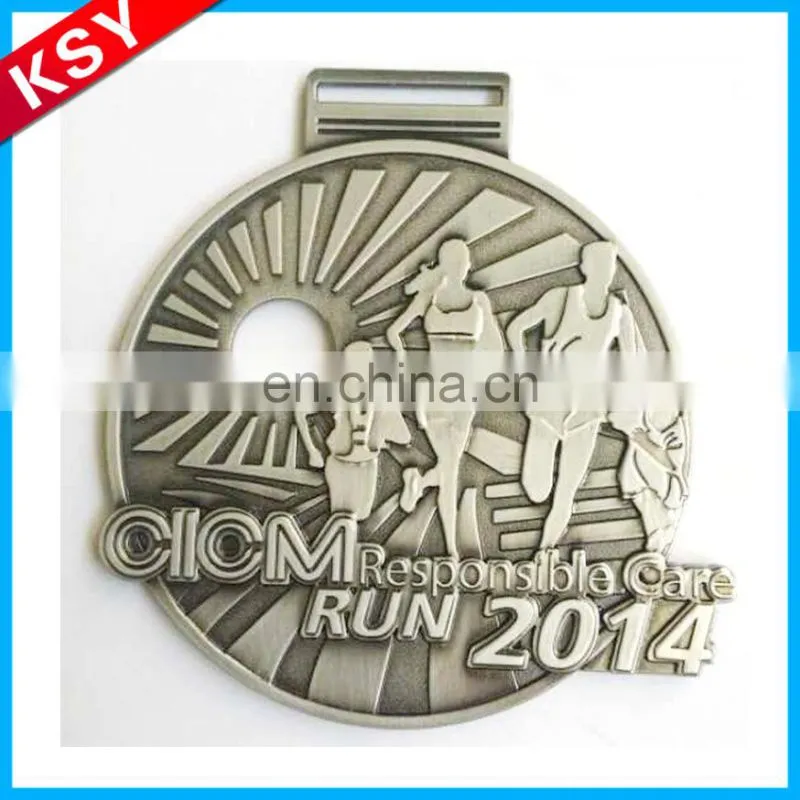 Factory Directly Selling Heart Shaped Metal Medal With Ribbon Of Honor