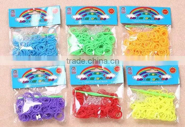 Popular colorful rainbow bands rubber kids kit bands 200/300/600pcs factory OEM cheap price