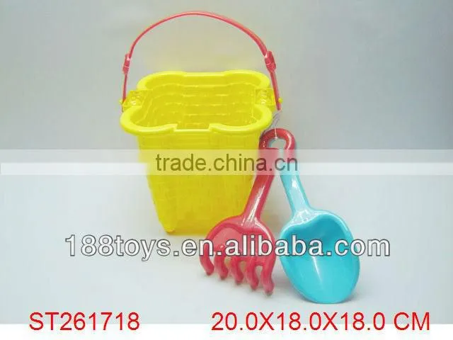 2013 Cheap sunny beach toys