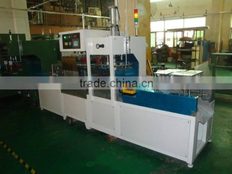 Automatic Blister Packing machine with automatic red airplane hole