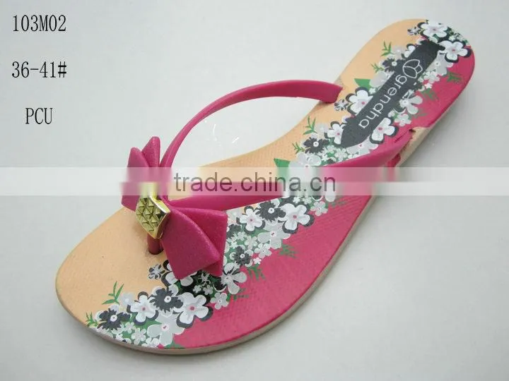 2014 Hot Selling and Fashion PCU Women Flipflops with Various Colors