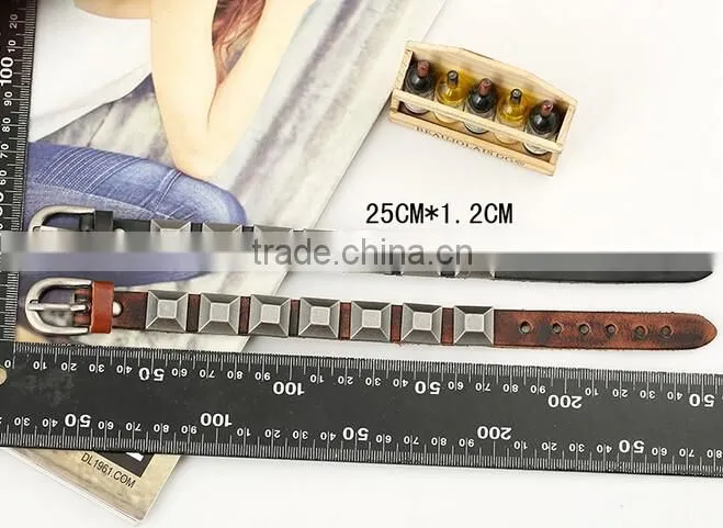 Unisex Women Punk Bracelet Silver Spike Rivet Cone Black Leather Cuff Wristband