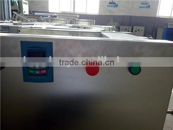 Chinese good designed hand dumpling machine for sale