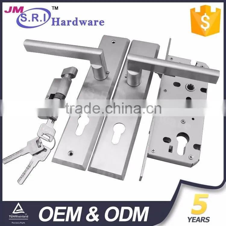 Modern style SUS304 door lever handle on plate , lever type door handle for aluminum door