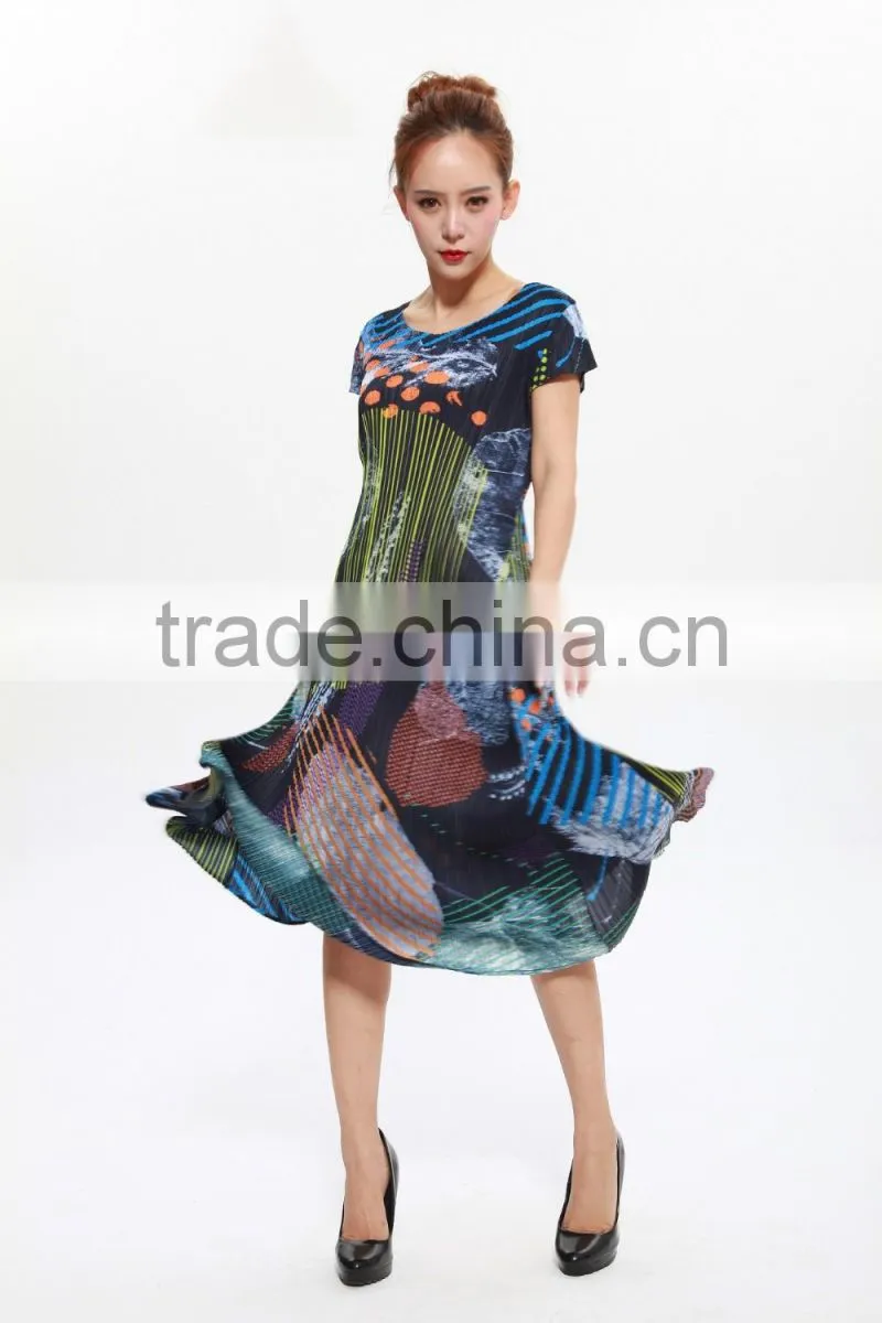 Wholesale chromatic wrinkle clothing slimming A-line dress for lady