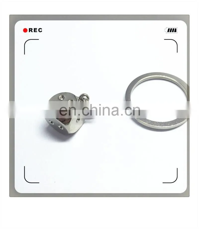 Custom made cheap metal dice keychain