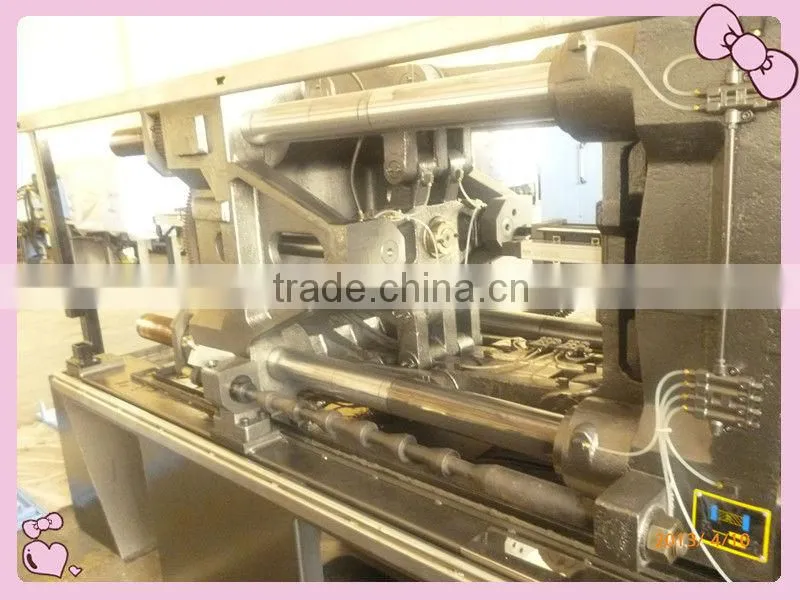 1-50L bucket injection molding machine