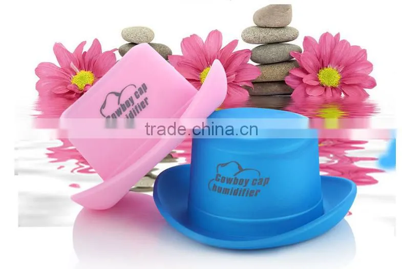 Portable USB cowboy hat Mini humidifier outlet aromatherapy spray machine Household water bottle cap humidifier
