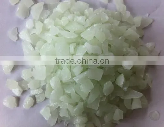 luminous gravel stone in darkness for resin bound