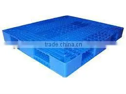 plastic pallet