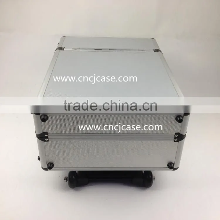 Aluminum tool case with trolley