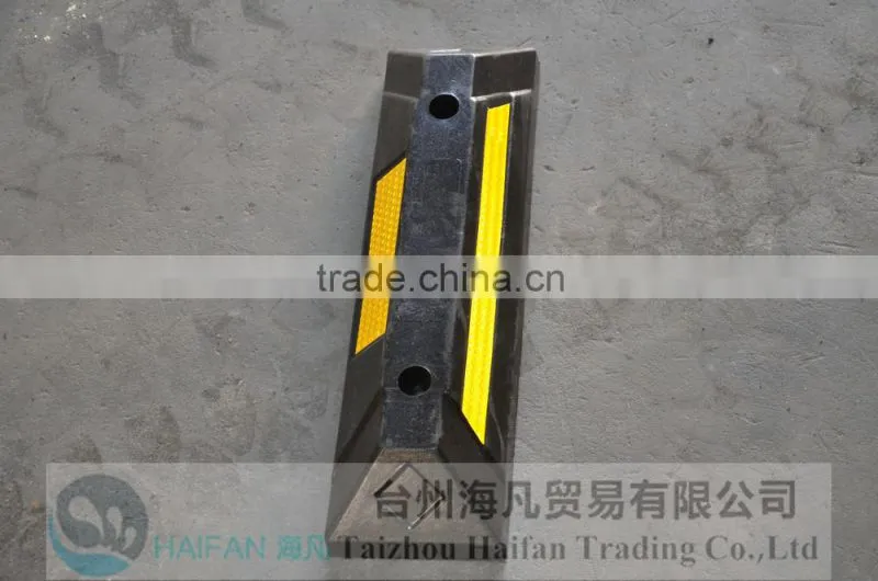 500mm Highly Visible Rubber Wheel Stopper rubber wheel stopper/Durable Customized Wheel Chock Rubber Wheel Stopper