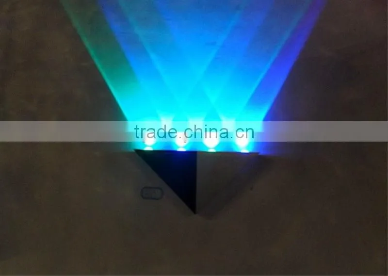 2013 guzhen aluminium triangle 4w wall lighting L235*H115mm