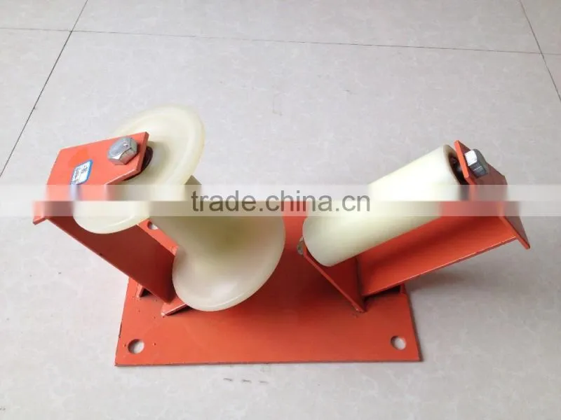 FRP perforation device communicatins equipment/cable duct rodder