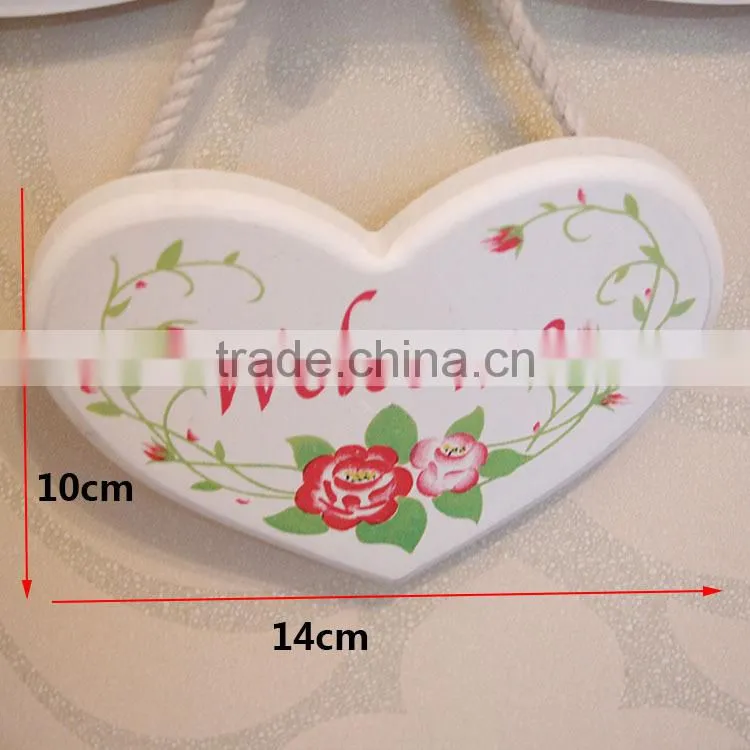 2016 creative decoative wood door hanger/doorplate for birth gift/home accessories with factory price