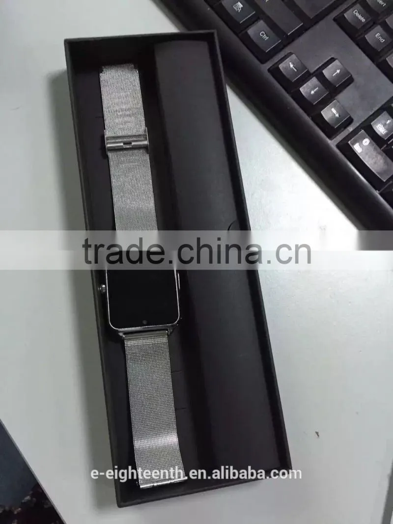 private tooling Cheap factory price waterproof digital Bluetooth smart watch with soft metal wrist band