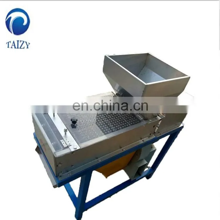 High quality Peanut peeling machine