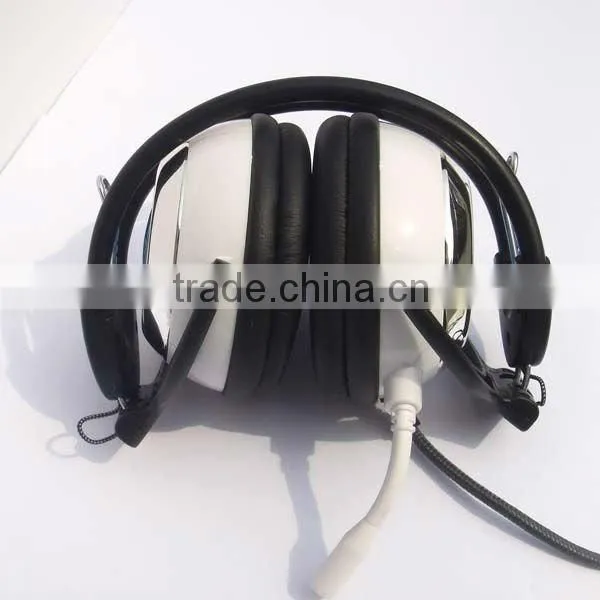 2015 hot selling stylish foldable headphone with 50mm speaker, headphone with mic for music for gaming