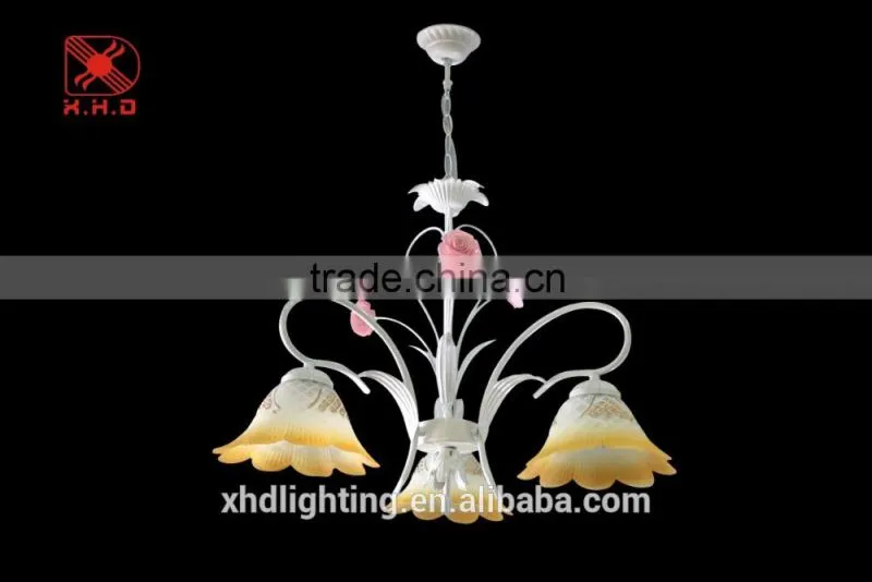 Showroom a Coozen Retro European whole sale chandelier pendant light fixture