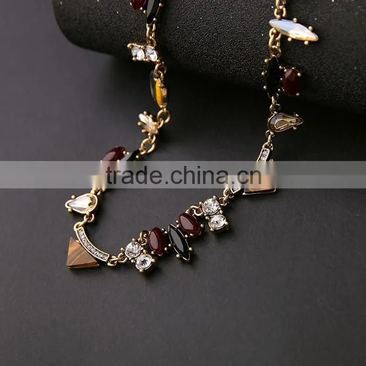 Cheap Wholesale Jewelry 2016 Latest Design Vintage Crystal Necklace for Women