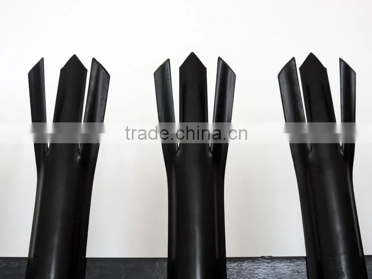 Direct factory China made galvanized palisade fencing